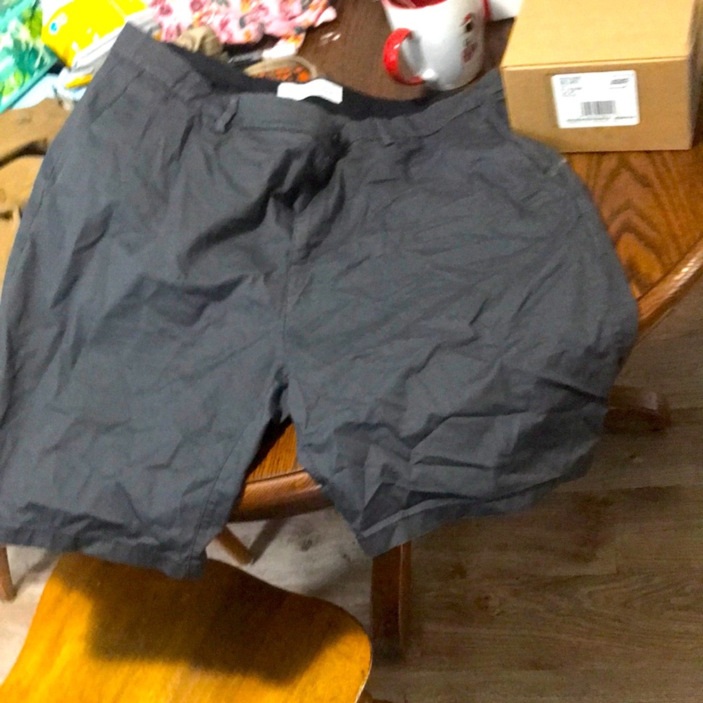 Old Navy ultimate tech slim built in flex short